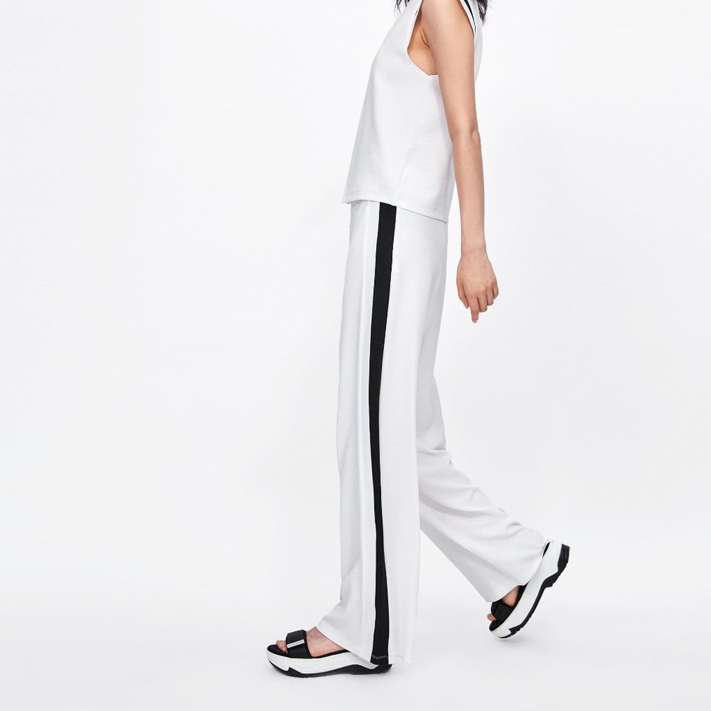ZARA WHITE TROUSERS WITH BLACK SIDE STRIPE DETAIL